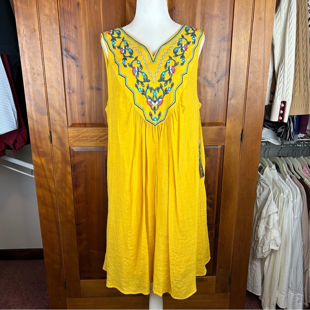 Luxology Gauzy Sleeveless Embroidered Bohemian V-Neck Dress Festival Vacation